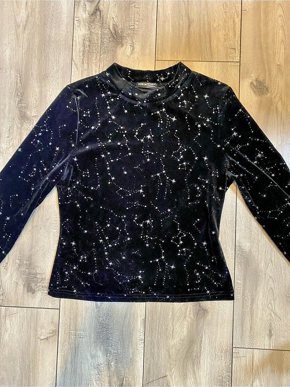 SHEIN Long Sleeve Star Print Top glitter stars